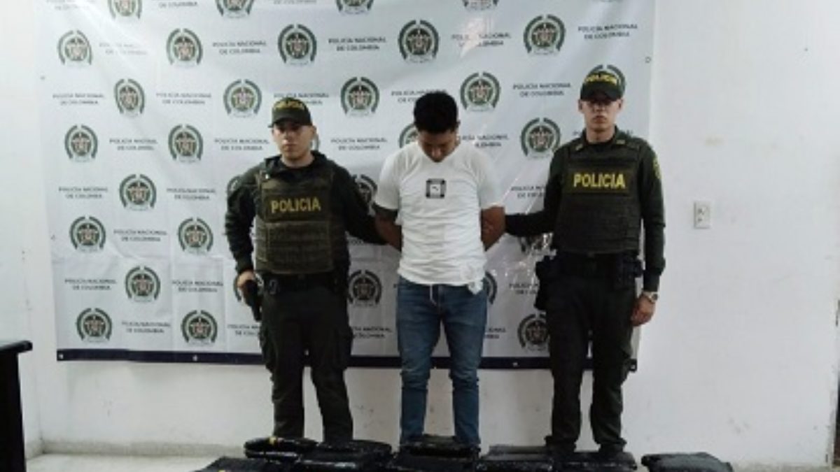 Capturan a hombre con 190 paquetes de marihuana en Villa Rica